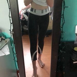 Lululemon capris
